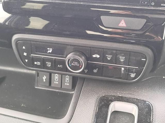 HONDA N BOX CUSTOM 2021 Image 31