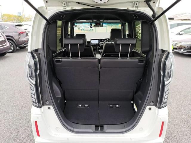 HONDA N BOX CUSTOM 2021 Image 31