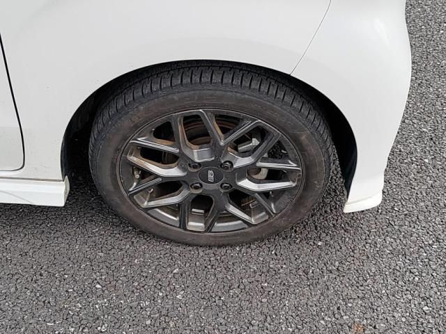 HONDA N BOX CUSTOM 2021 Image 31