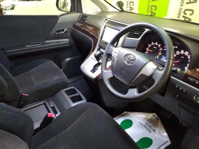 TOYOTA ALPHARD 2013 Image 31