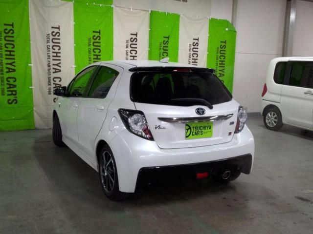 TOYOTA VITZ HYBRID 2019 Image 31