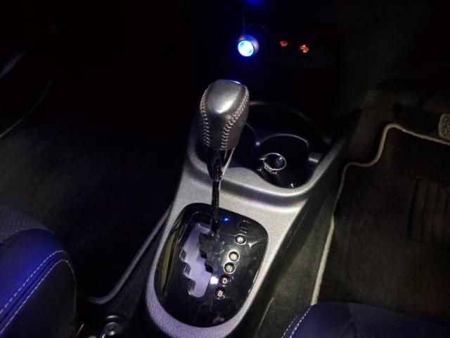 TOYOTA VITZ HYBRID 2019 Image 31