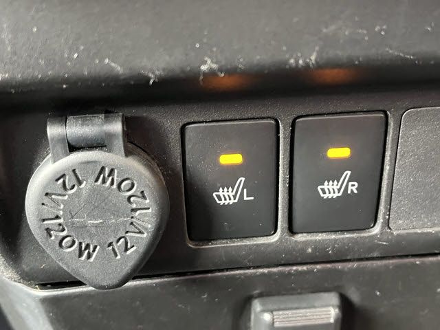 TOYOTA ROOMY 2017 Image 31