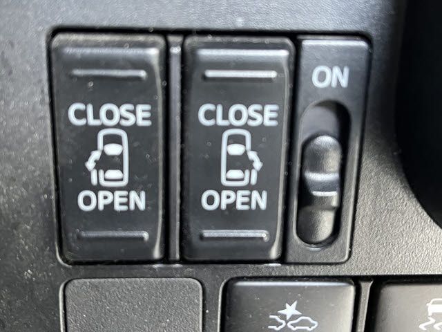 TOYOTA ROOMY 2017 Image 31