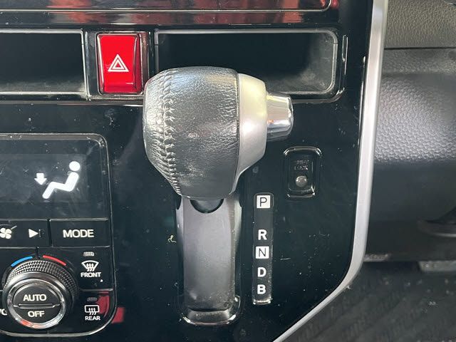 TOYOTA ROOMY 2017 Image 31