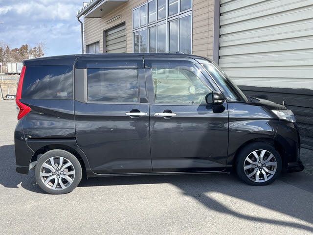 TOYOTA ROOMY 2017 Image 31