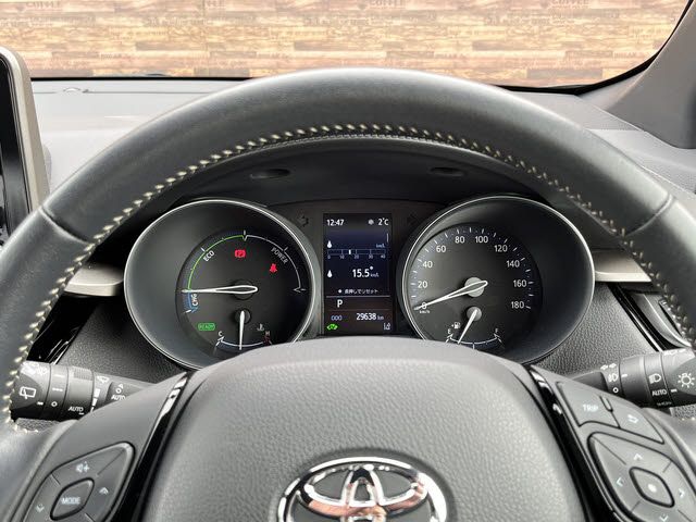 TOYOTA C-HR 2023 Image 31