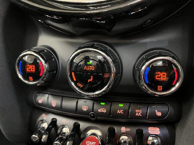 BMW MINI OPEN 2022 Image 31