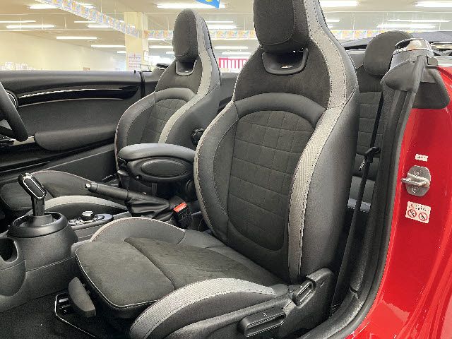 BMW MINI OPEN 2022 Image 31