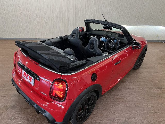 BMW MINI OPEN 2022 Image 31