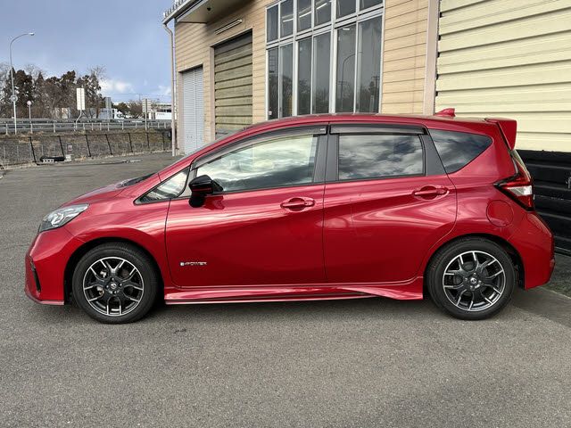 NISSAN NOTE 2018 Image 31