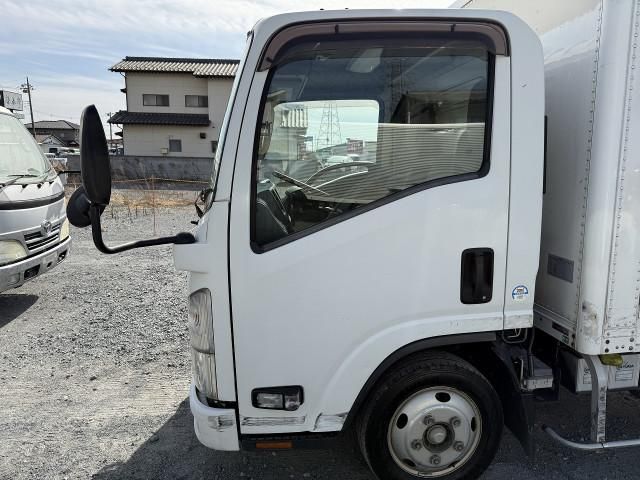 ISUZU ELF 2018 Image 31