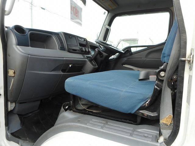 MITSUBISHI CANTER 2014 Image 31