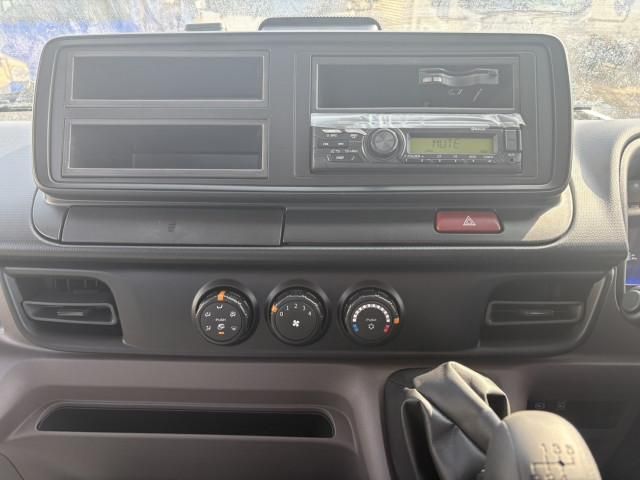 MITSUBISHI CANTER 2024 Image 31