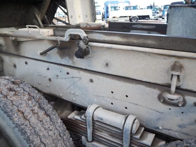 NISSAN DIESEL QUON 2016 Image 31