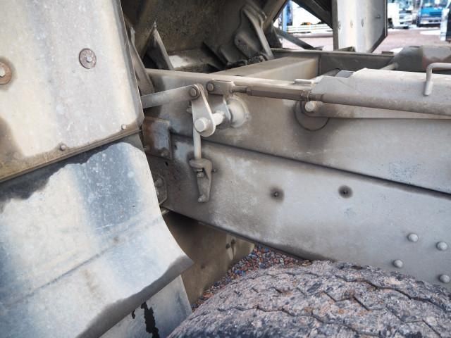 NISSAN DIESEL QUON 2016 Image 31