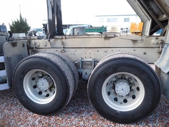 NISSAN DIESEL QUON 2016 Image 31