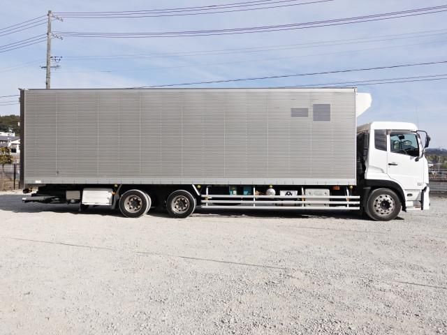 NISSAN DIESEL QUON 2017 Image 31