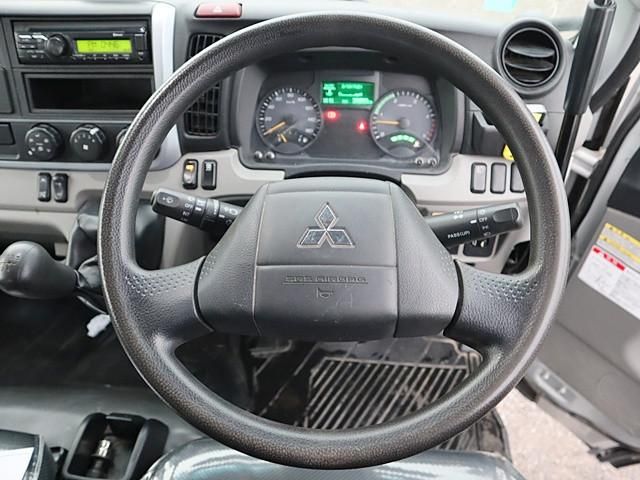 MITSUBISHI CANTER 2023 Image 31