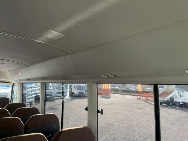 TOYOTA COASTER 2017 Image 31