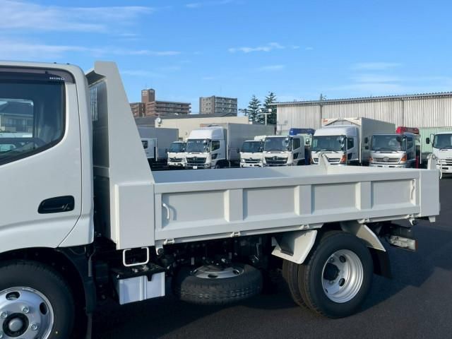 HINO DUTRO 2024 Image 31