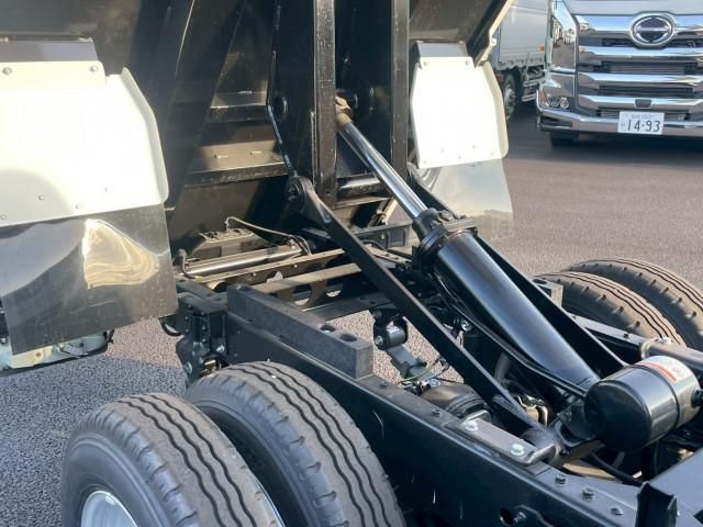 HINO DUTRO 2024 Image 31