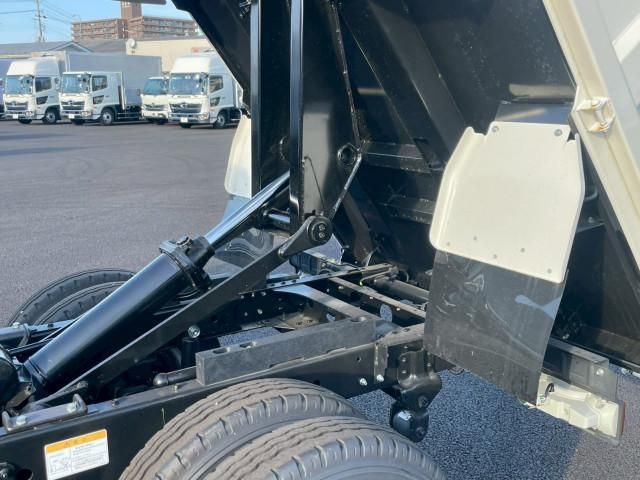 HINO DUTRO 2024 Image 31