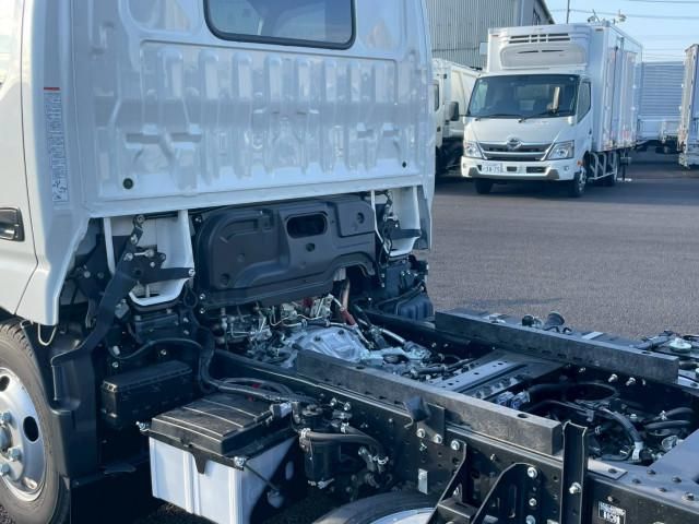 HINO DUTRO 2024 Image 31