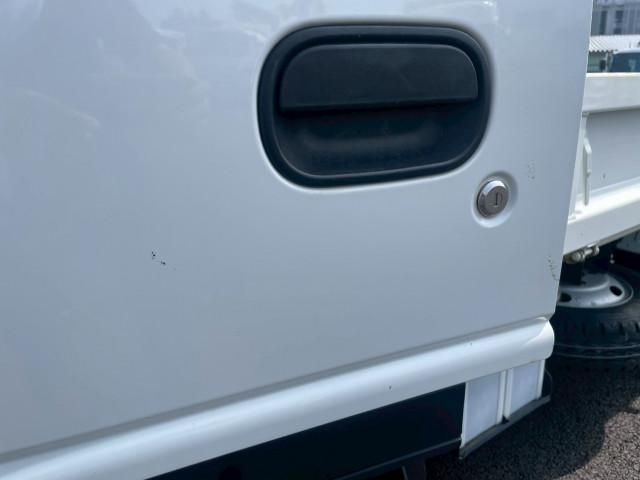 ISUZU ELF 2022 Image 31