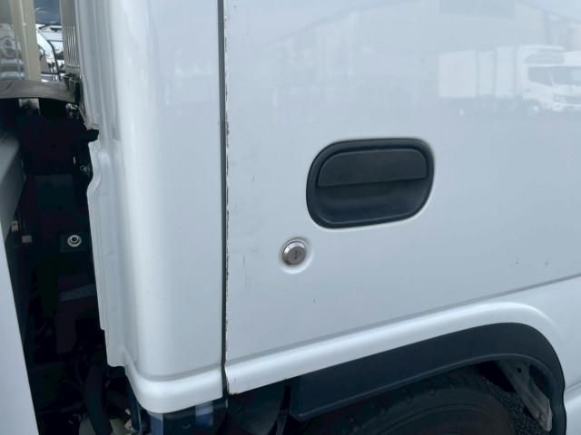 ISUZU ELF 2022 Image 31