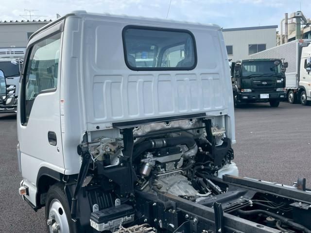 ISUZU ELF 2022 Image 31