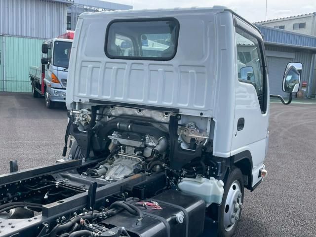 ISUZU ELF 2022 Image 31