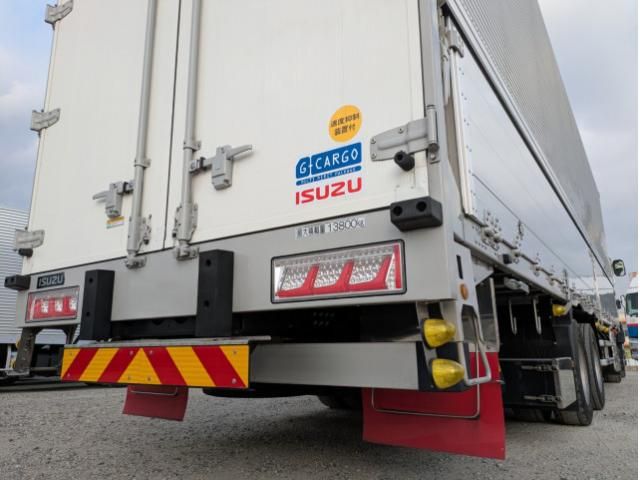 ISUZU GIGA 2025 Image 31