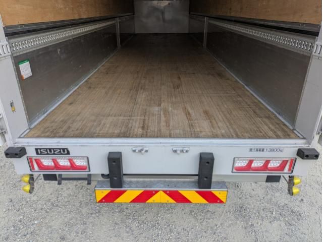 ISUZU GIGA 2025 Image 31