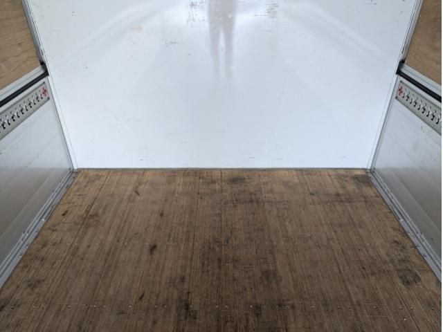 ISUZU GIGA 2025 Image 31