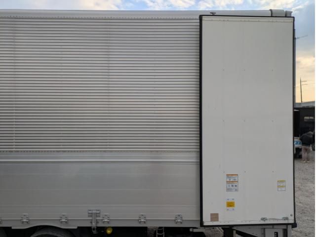 ISUZU GIGA 2025 Image 31