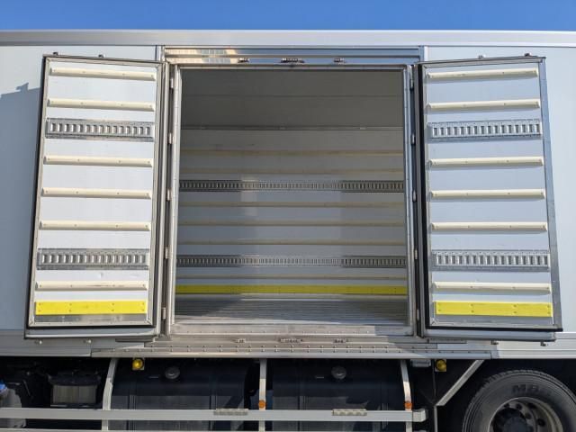 HINO PROFIA 2024 Image 31