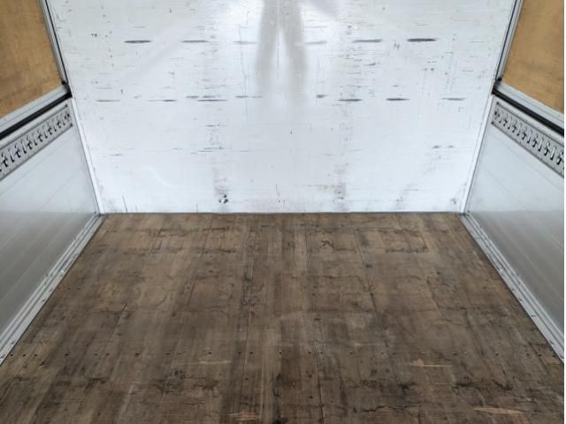 NISSAN DIESEL QUON 2020 Image 31