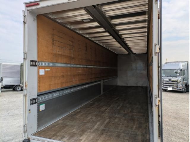 NISSAN DIESEL QUON 2020 Image 31