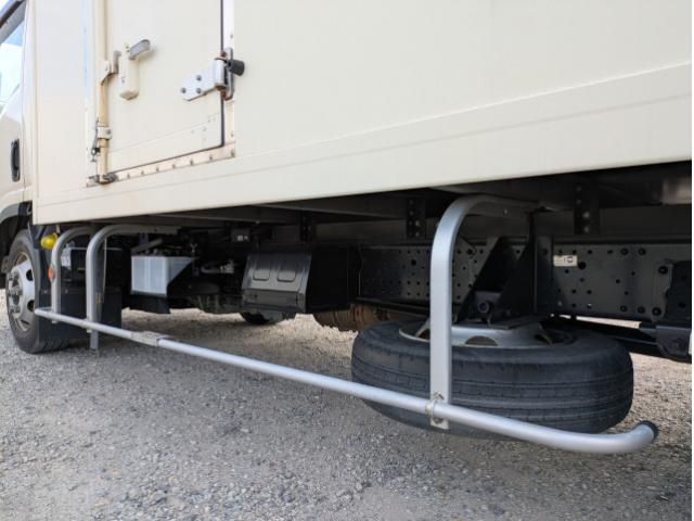 ISUZU ELF 2019 Image 31