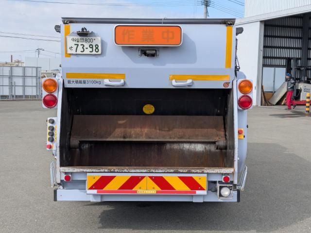 HINO DUTRO 2017 Image 31