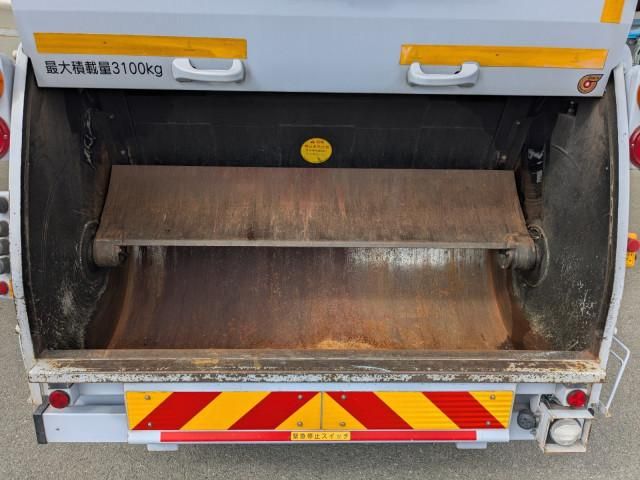 HINO DUTRO 2017 Image 31