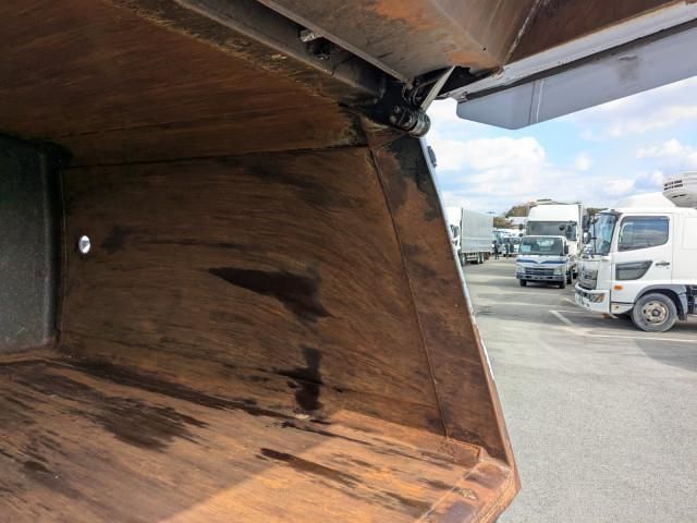 HINO DUTRO 2017 Image 31