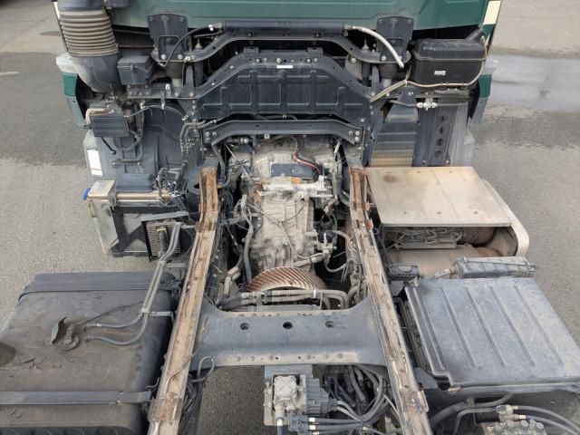 NISSAN DIESEL QUON 2015 Image 31