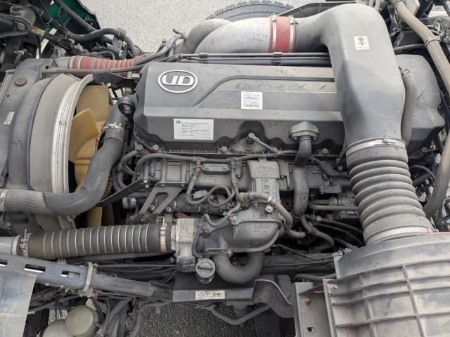 NISSAN DIESEL QUON 2015 Image 31