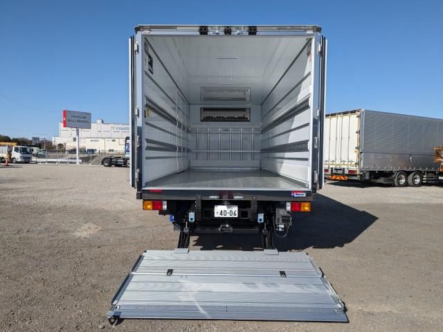 MITSUBISHI FUSOU FIGHTER 2025 Image 31