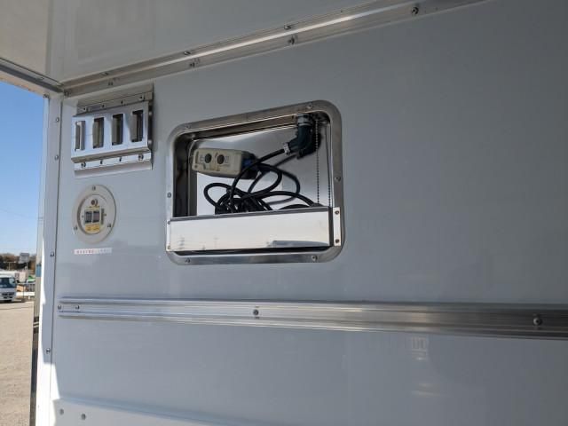 MITSUBISHI FUSOU FIGHTER 2025 Image 31