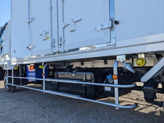 MITSUBISHI FUSOU FIGHTER 2025 Image 31