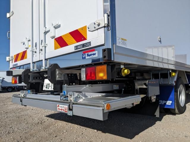 MITSUBISHI FUSOU FIGHTER 2025 Image 31