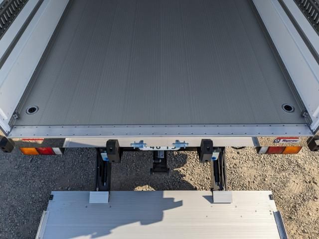 MITSUBISHI FUSOU FIGHTER 2025 Image 31